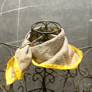 Ferrell Reed scarf 17x17 100% silk made in Italy